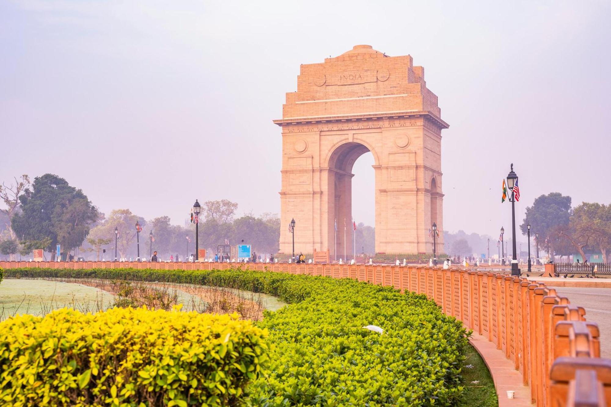 Hotel Mayfair Just A Minute Away From New Delhi Railway Station And Connaught Place Zewnętrze zdjęcie